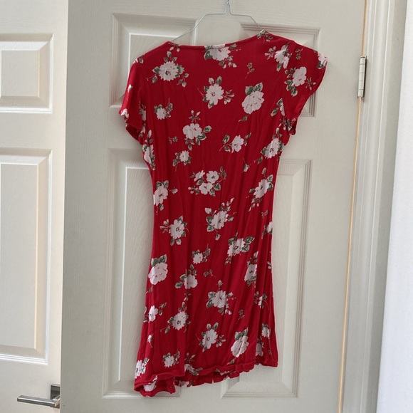 ♥️Volcom Red Floral Sundress 0🥰 - Picture 2 of 4